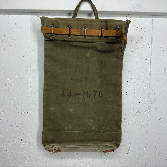 WWII 1940’s US Army Herkert Meisel Trunk Co Security Canvas and Leather Mail Bag - Picture 1 of 16